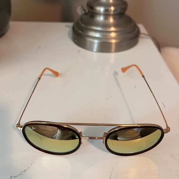 Pink Ray Ban Polarized Sunglasses - Picture 2 of 3